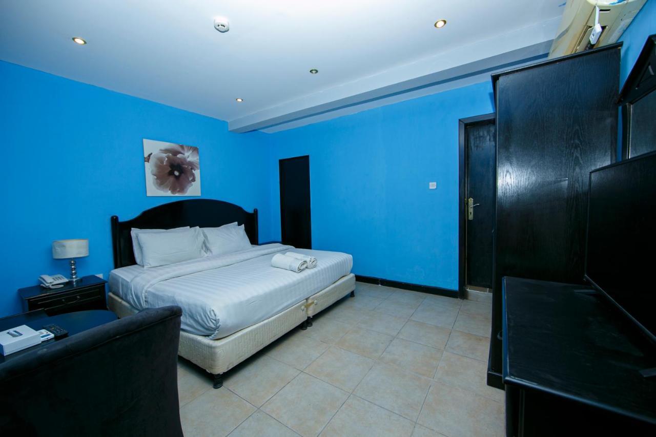 Bahrain Plaza Hotel Al Manamah Esterno foto