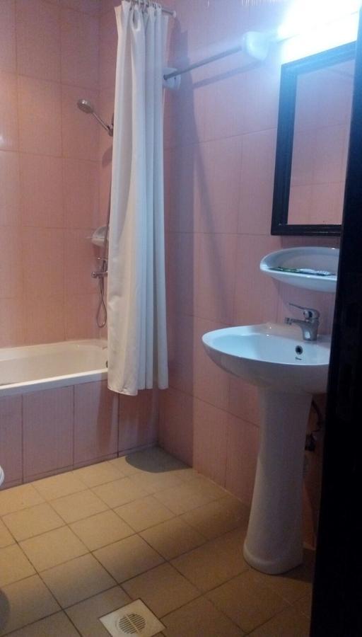Bahrain Plaza Hotel Al Manamah Esterno foto